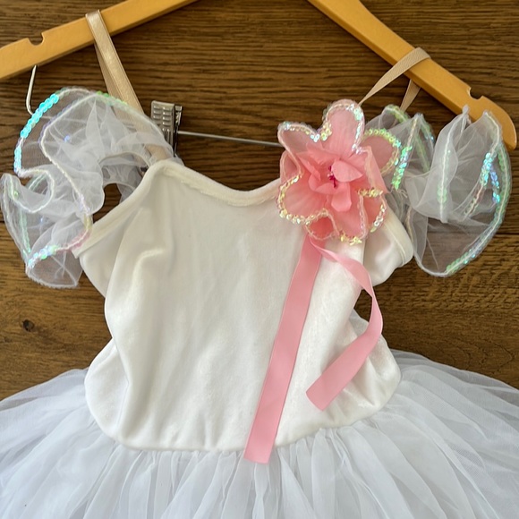 Child’s Dance Costume, Ballerina, Ballet, Halloween, Dress-Up, girls size 4-6 - Picture 3 of 6